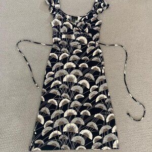 BCBG Maxazria Women's Sleeveless Stretch Black Cream V Neck Midi Dress, XS